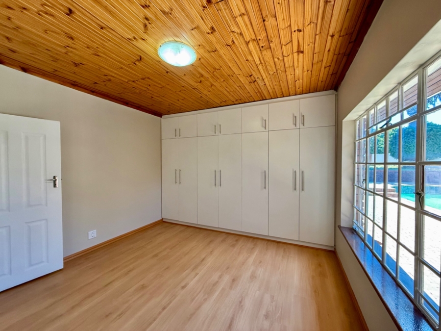 5 Bedroom Property for Sale in Bluewater Bay Eastern Cape